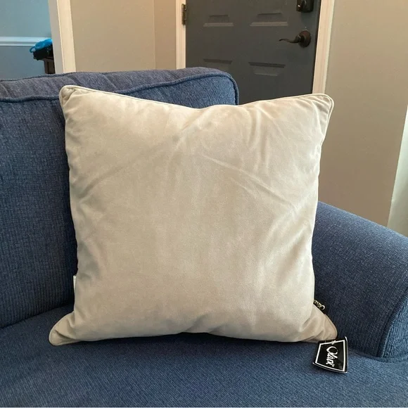 Oliver White & Gold Eyelashes Accent Throw Pillow - Picture 4 of 11